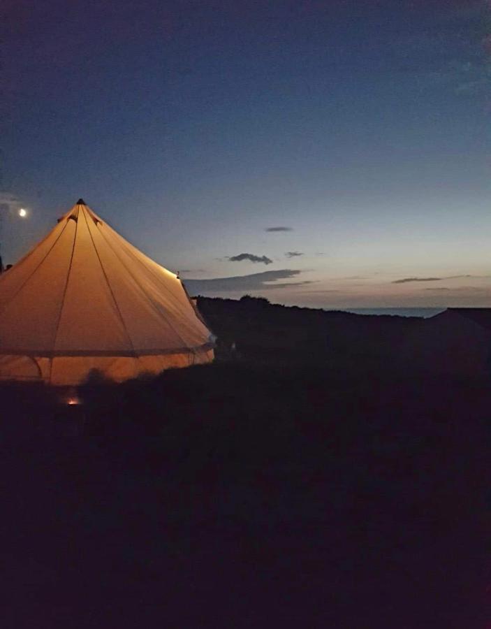 Coastal Stay Bell Tent Porthgain Dış mekan fotoğraf