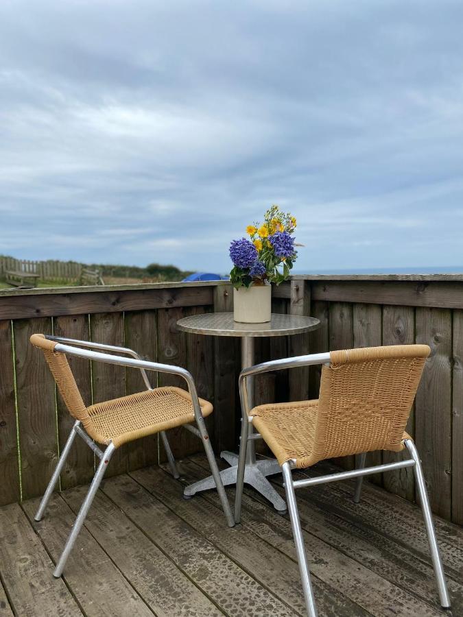 Coastal Stay Bell Tent Porthgain Dış mekan fotoğraf